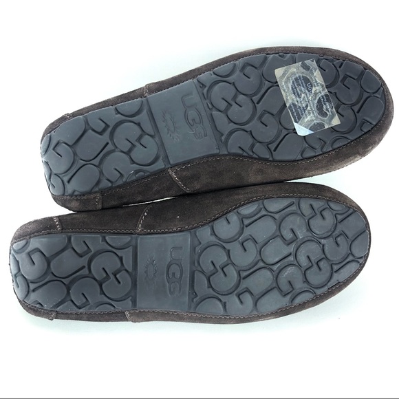 Like New Ascot Slippers - Picture 8 of 14